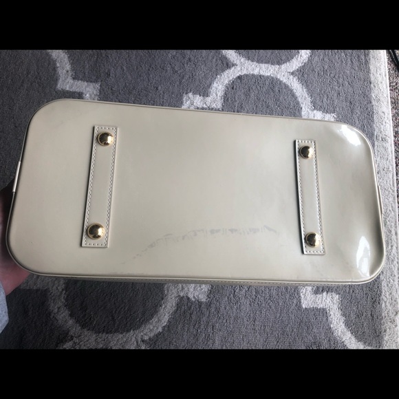 Louis Vuitton Vernis Alma - Picture 2 of 7